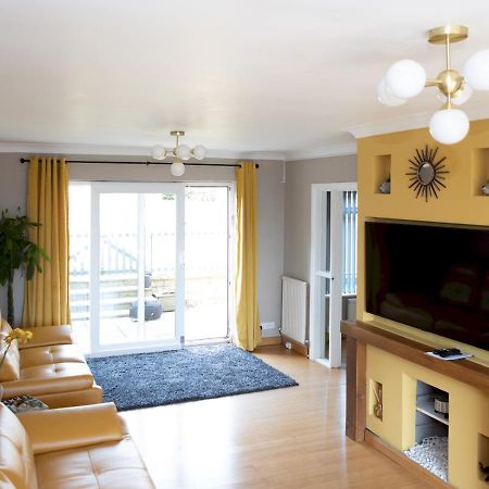 Pass The Keys Amazing 4 Bedroom Property- Hot Tub & Sea Views 斯卡伯勒 外观 照片
