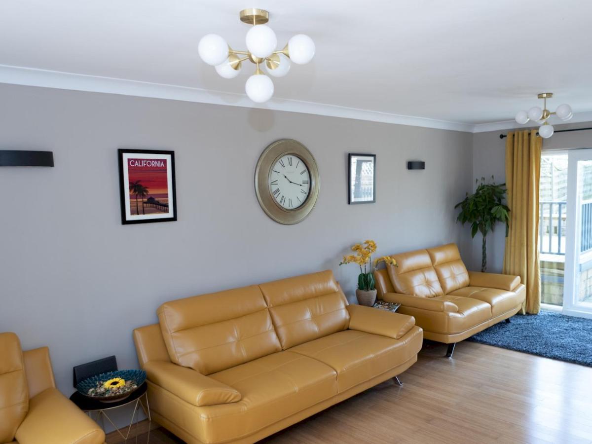 Pass The Keys Amazing 4 Bedroom Property- Hot Tub & Sea Views 斯卡伯勒 外观 照片