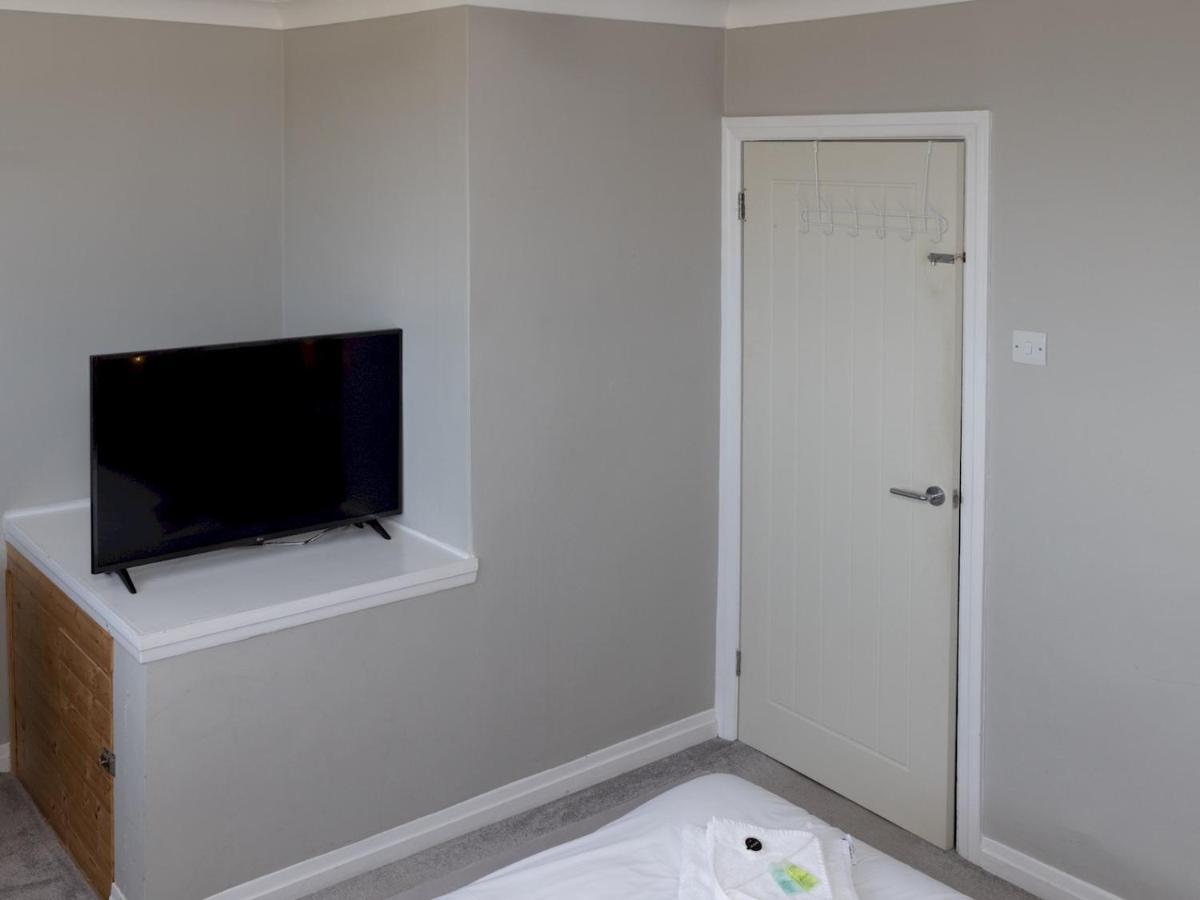 Pass The Keys Amazing 4 Bedroom Property- Hot Tub & Sea Views 斯卡伯勒 外观 照片