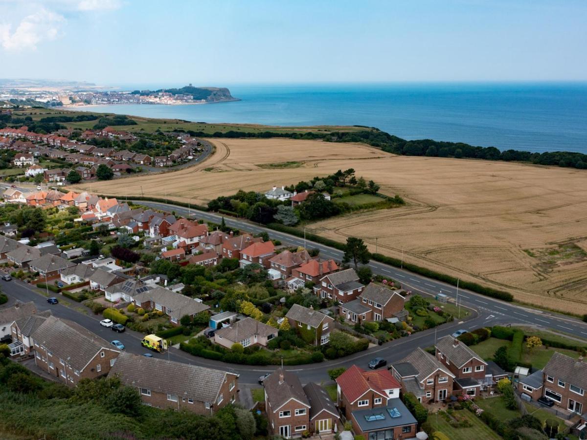 Pass The Keys Amazing 4 Bedroom Property- Hot Tub & Sea Views 斯卡伯勒 外观 照片